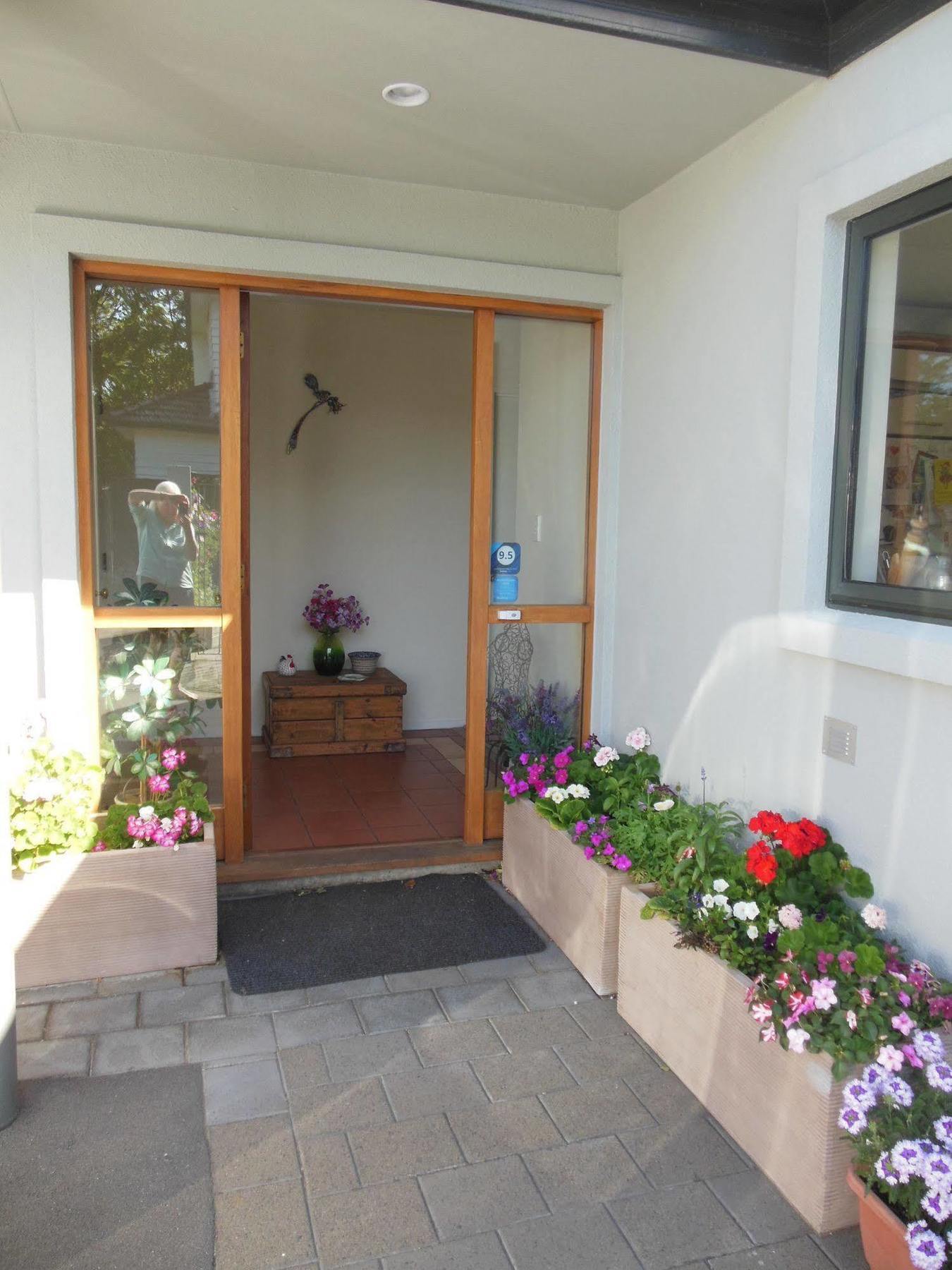 Garden Bed And Breakfast Крайстчърч Екстериор снимка